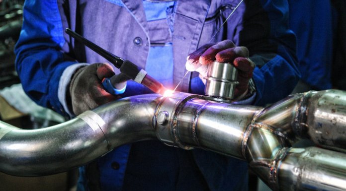 Забитый катализатор не требует замены — его можно почистить