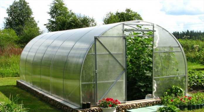 Для чего применяется поликарбонат