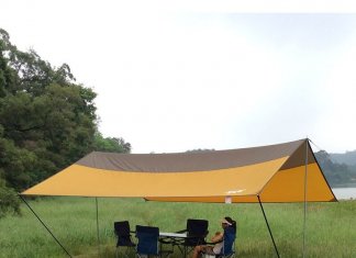 Шатры из тента – прекрасное место отдыха.