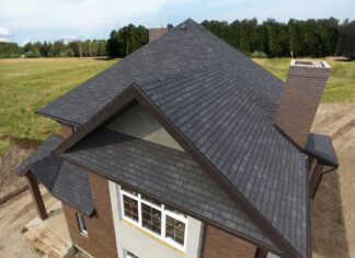 В чем особенность черепичной кровли?