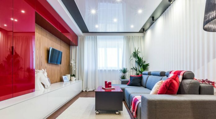 Какие выбрать натяжные потолки