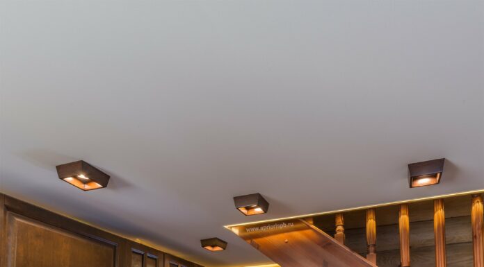 Какой потолок должен быть в доме или квартире?