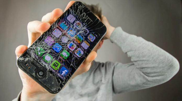 Сломался телефон и что дальше? Как выбрать хороший сервис?