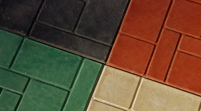 Почему стала популярна плитка для тротуарной кладки из полимера