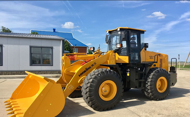 Современные фронтальные погрузчики — возможности и необходимое оборудование