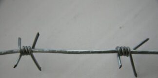 Проволока колючая одноосновная для ограждения строительных площадок и объектов