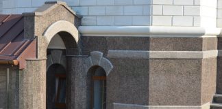 Какими свойствами обладает куртинский гранит и где его применяют