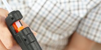 Какие ремонтные и строительные клеи покупают жители Читы: советы