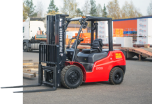 Вилочные погрузчики в сельском хозяйстве: плюсы и особенности