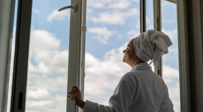 Пластиковые окна: плюсы, особенности и установка