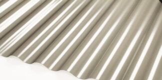 Плюсы и особенности использования прозрачного шифера для кровли и навесов