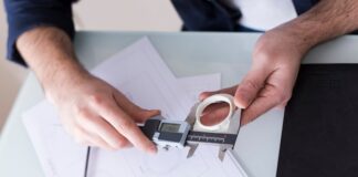 Расчет угла наклона кровли: как определить уклон 30°