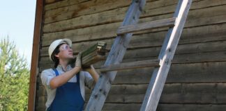 Лестница для крыши своими руками: выбор и монтаж