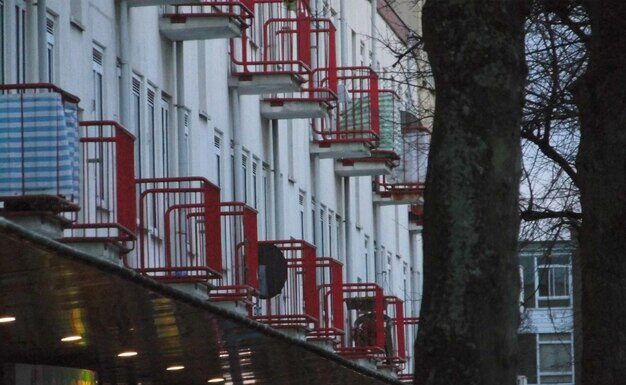 Конструкция кровли зданий: назначение, элементы и примыкание